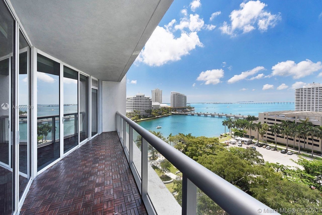 495 Brickell Ave - Photo 3