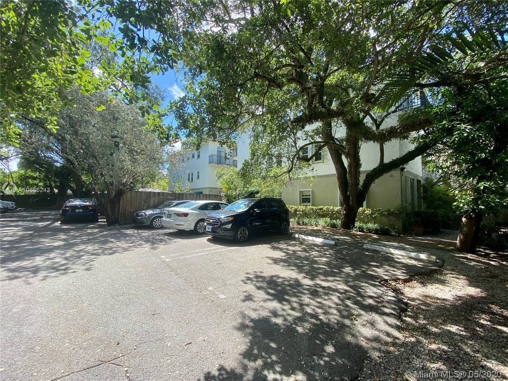 2850 Coconut Ave - Photo 21