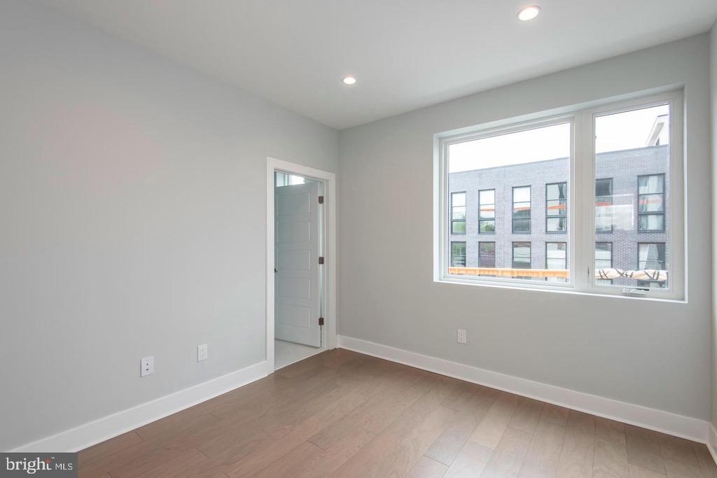 1405 Frankford Avenue - Photo 12