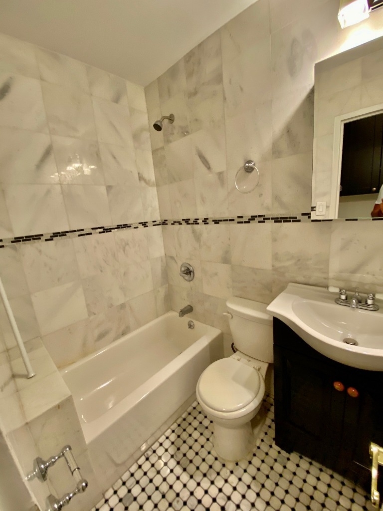 44 East 63 street  - Photo 5