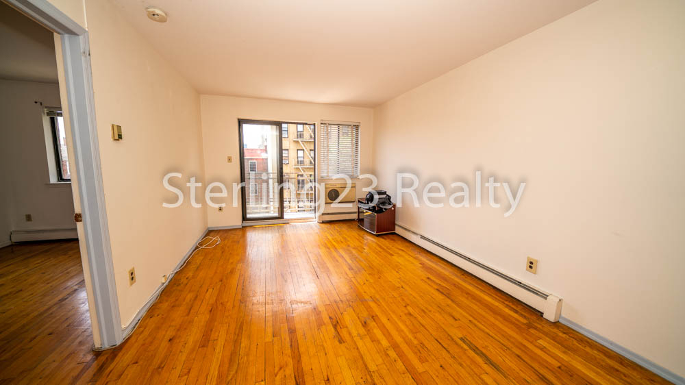 27-15 Newtown Avenue - Photo 8