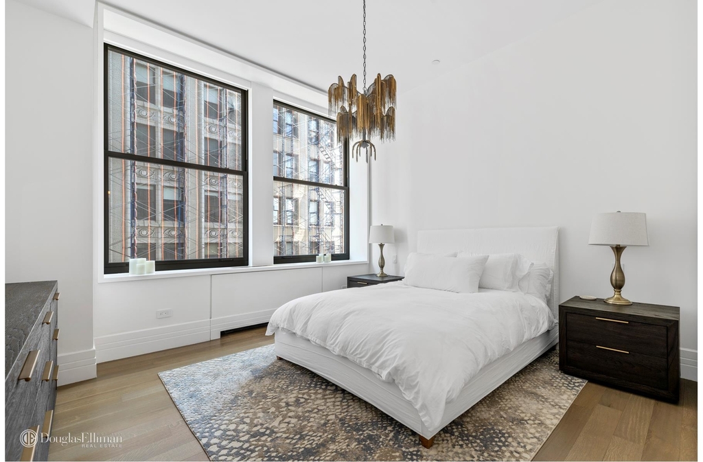 212 Fifth Avenue - Photo 1