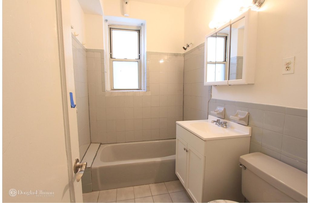 8502 Ft Hamilton Pkwy - Photo 4