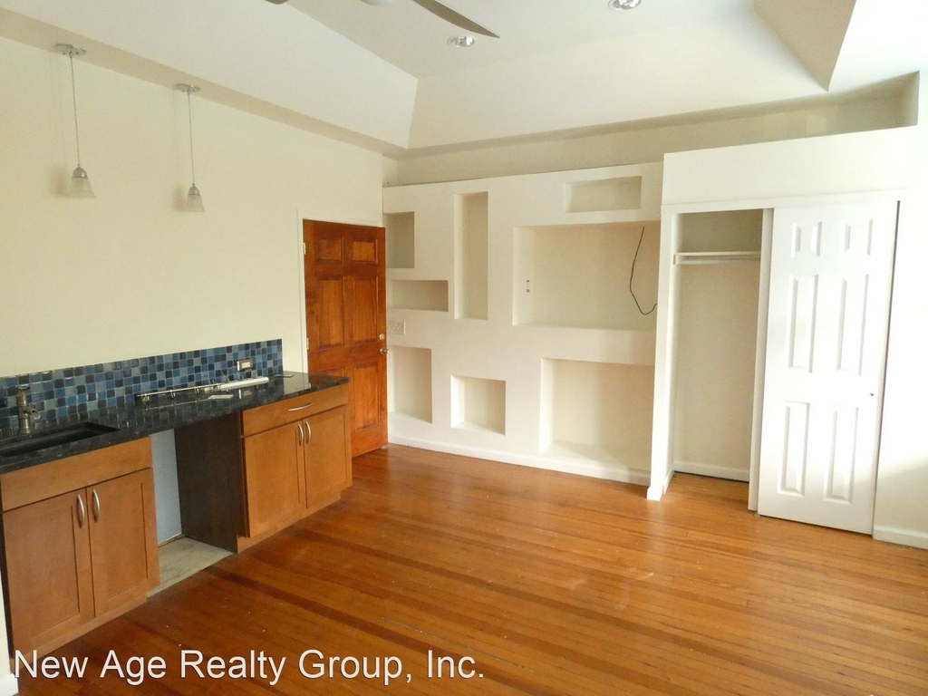 4635 Sansom Street - Photo 8