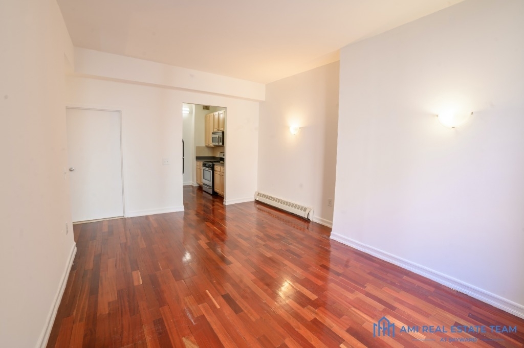 191 St Nicholas Avenue - Photo 2