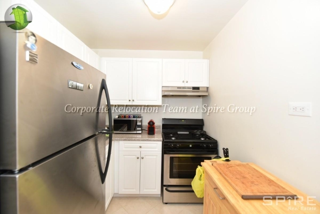 30-60 Crescent Street - Photo 4