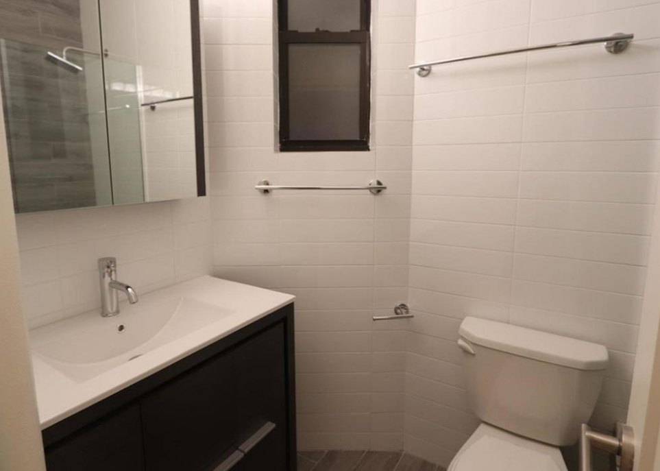 147 east 30 - Photo 2