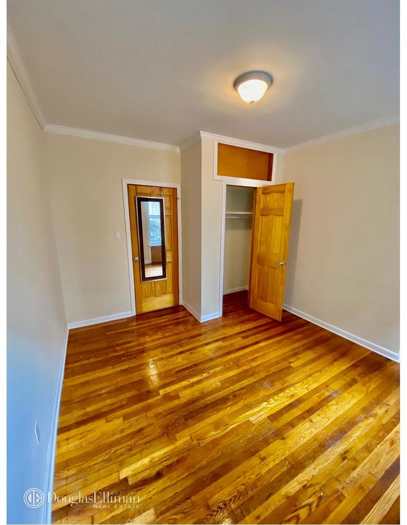 323 East 85th Street - Photo 2