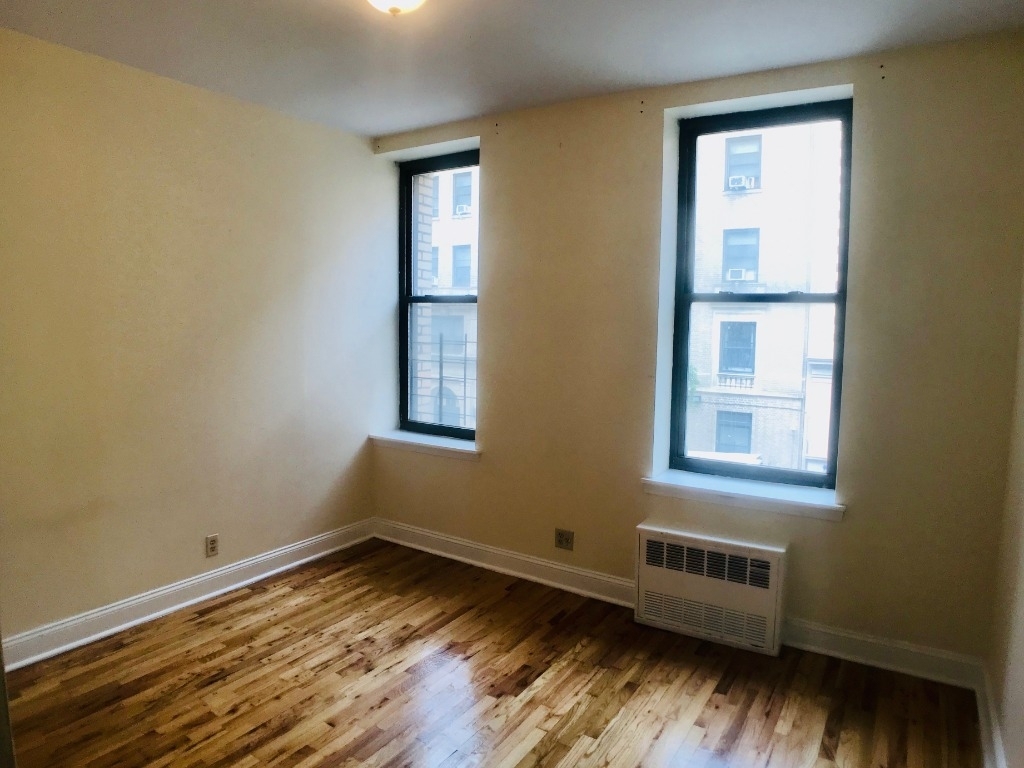 522 W 157th - Photo 8