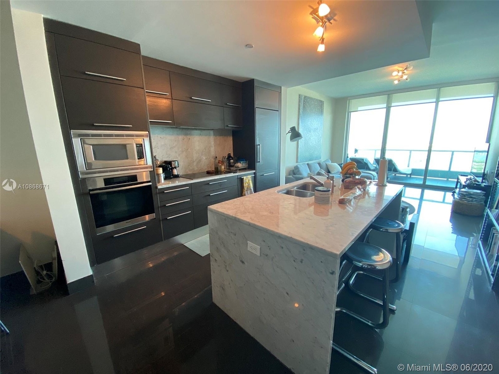 900 Biscayne Blvd - Photo 10