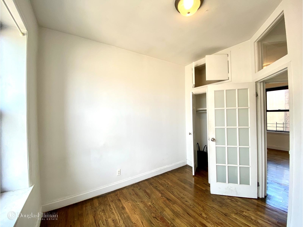 546 West 146th St - Photo 5