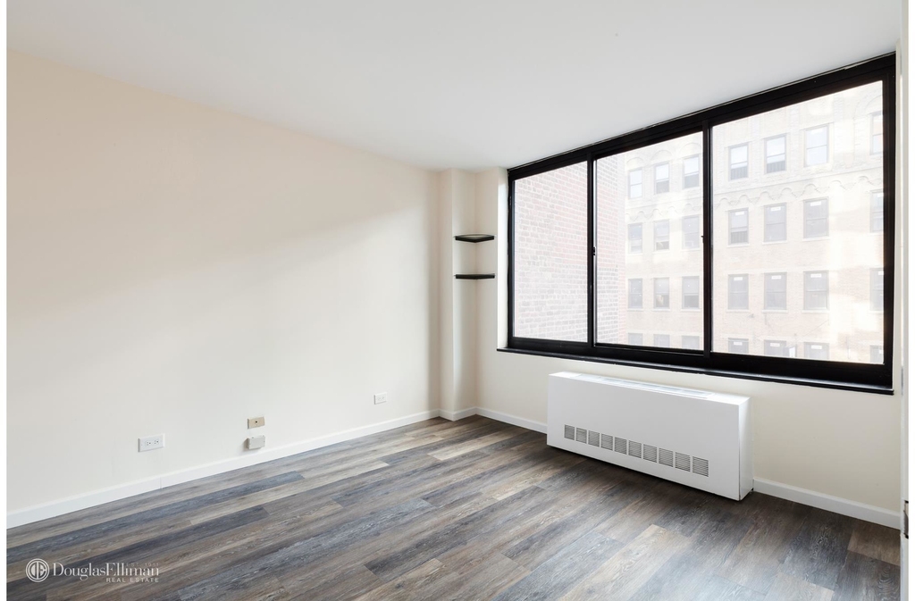 215 West 95th St - Photo 5