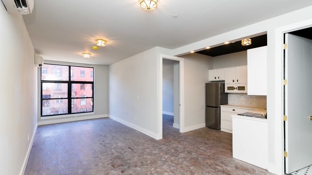 489 Washington Ave - Unit: 2A - Photo 4