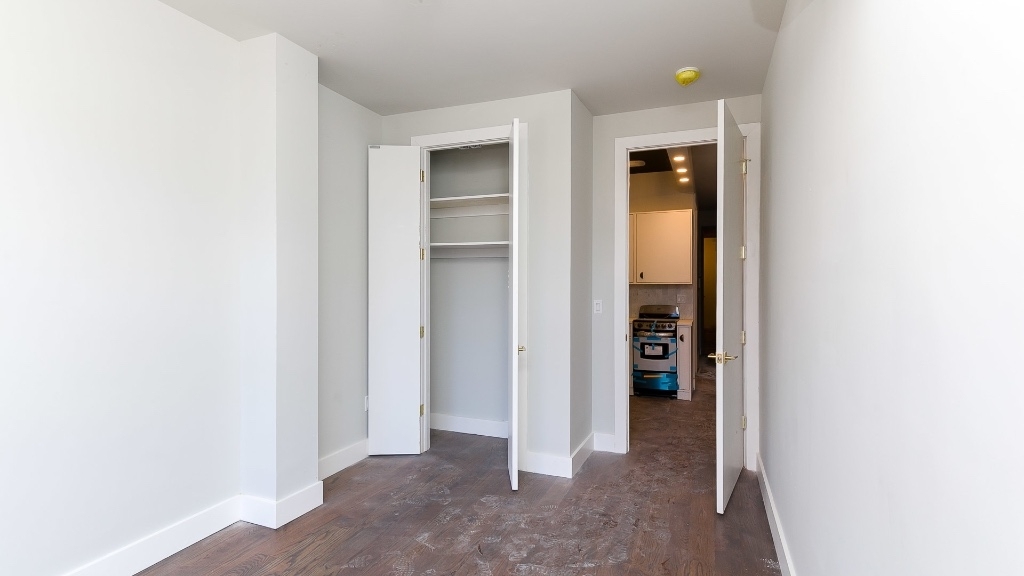 489 Washington Ave - Unit: 2A - Photo 8