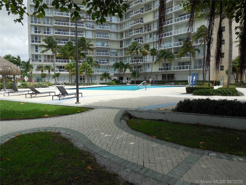 2451 Brickell Ave - Photo 28