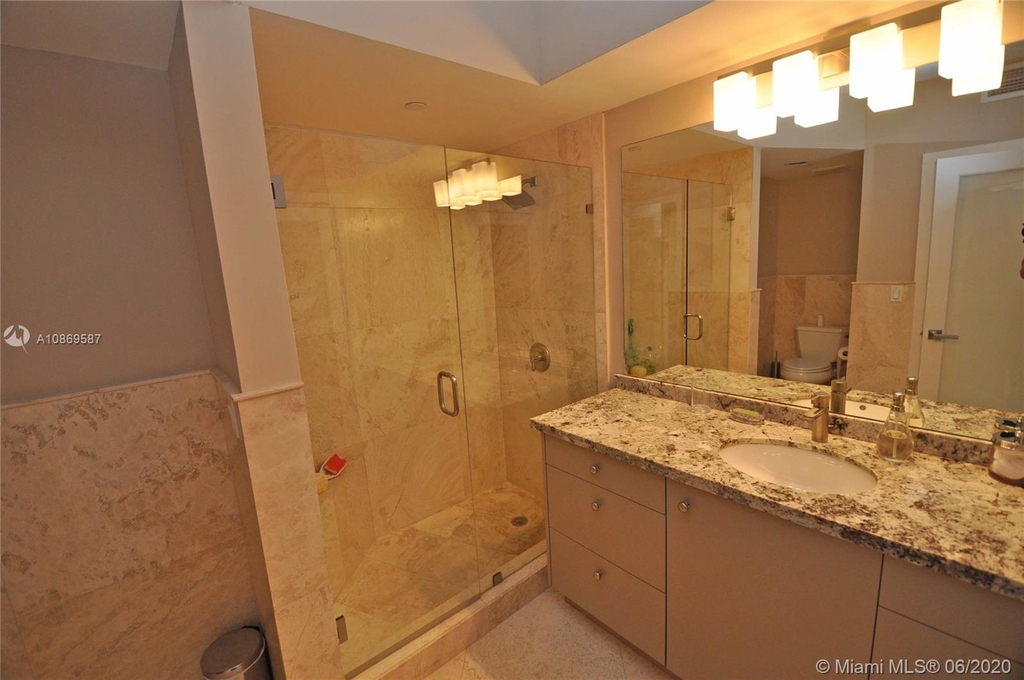 1330 West Ave - Photo 3