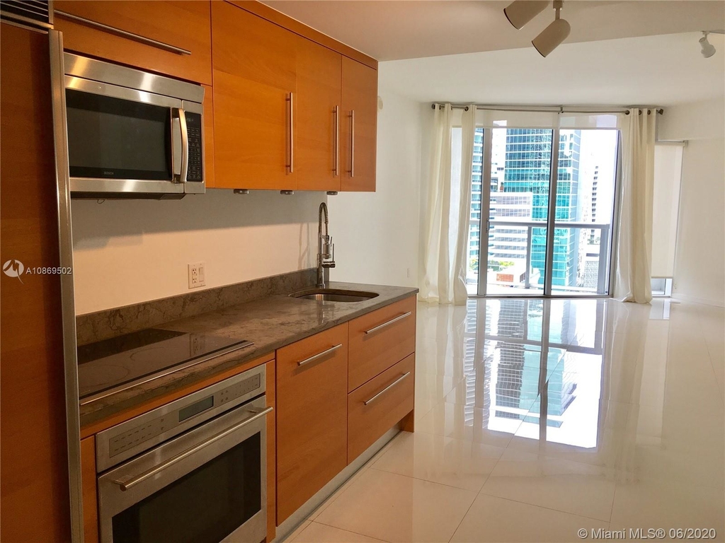 475 Brickell Ave - Photo 5