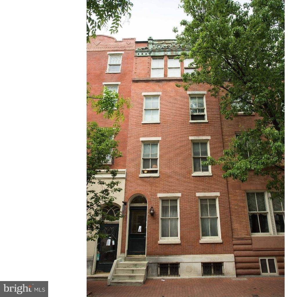 721 Spruce Street - Photo 0