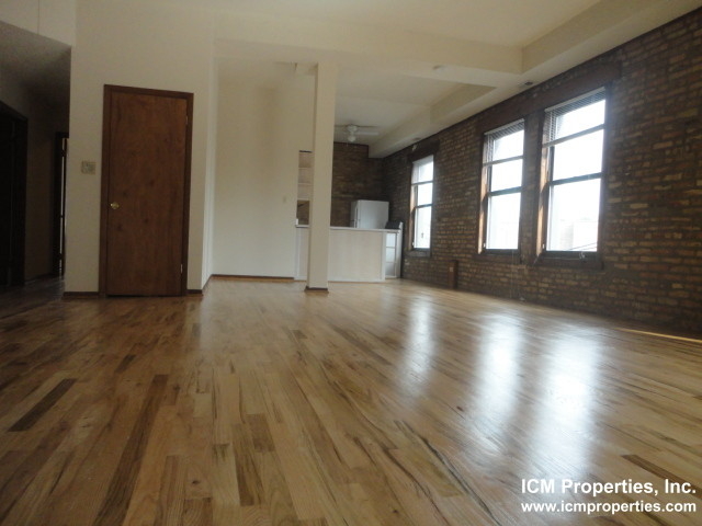 2519 North Lincoln Ave. - Photo 1