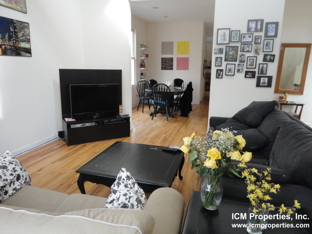 3417 North Janssen Ave. - Photo 1