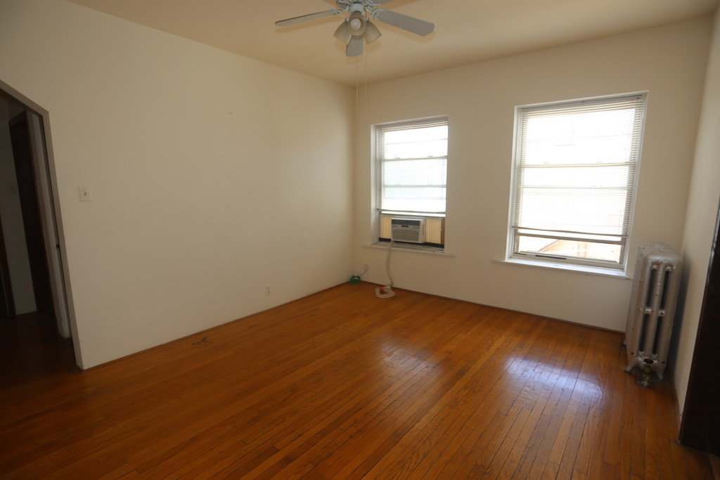 1212 Thorndale - Photo 5