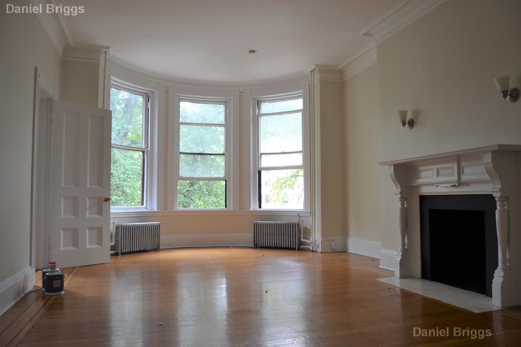 381 Commonwealth Ave. - Photo 0