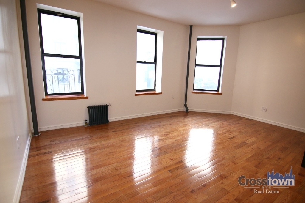 610 West 150th St - Photo 0