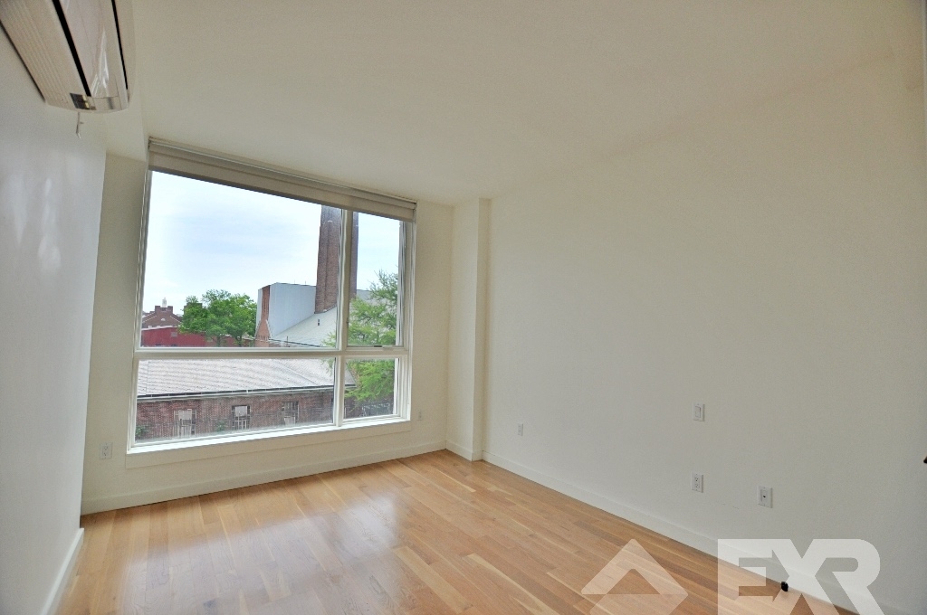 1326 Ocean Ave - Photo 5