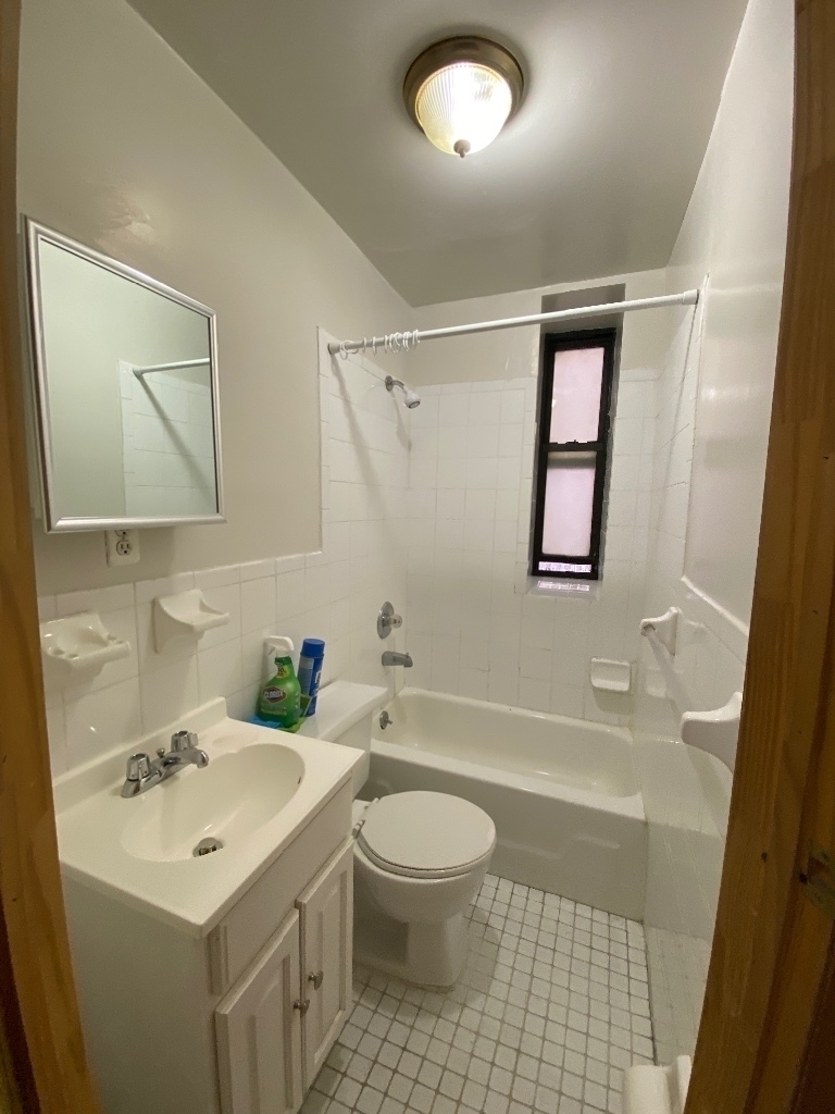 316 east 49 , New York , 10022 - Photo 7