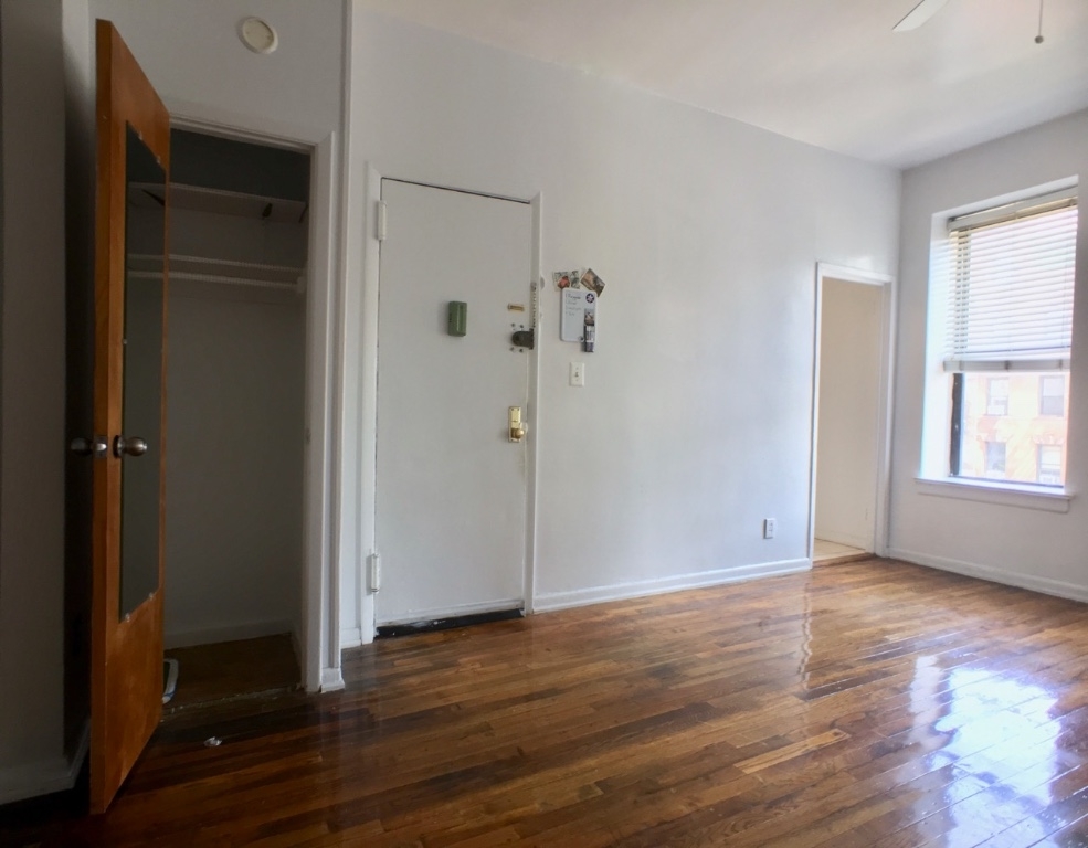 928 Amsterdam Avenue - Photo 7