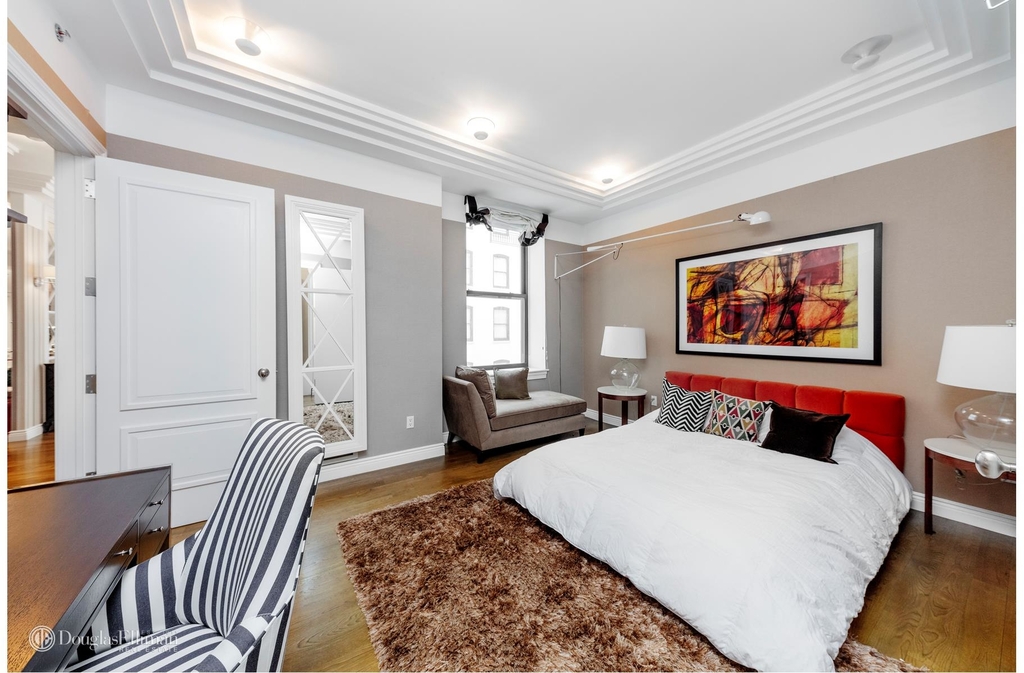 225 Fifth Avenue - Photo 9