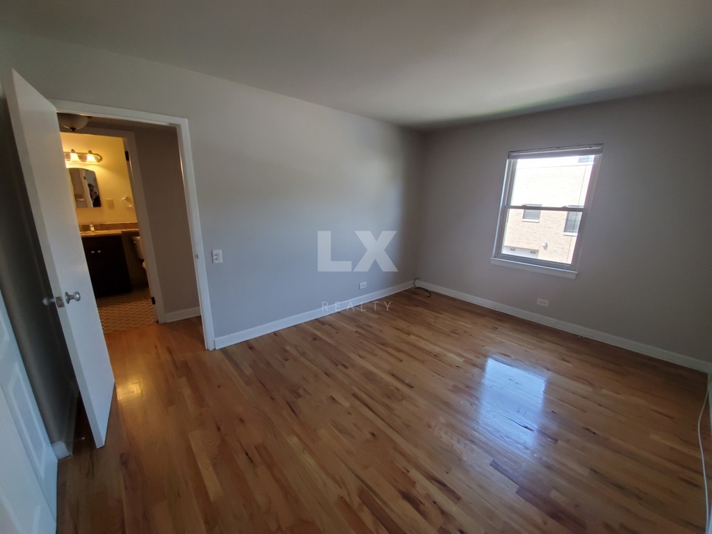 2122 West Foster Ave. - Photo 7