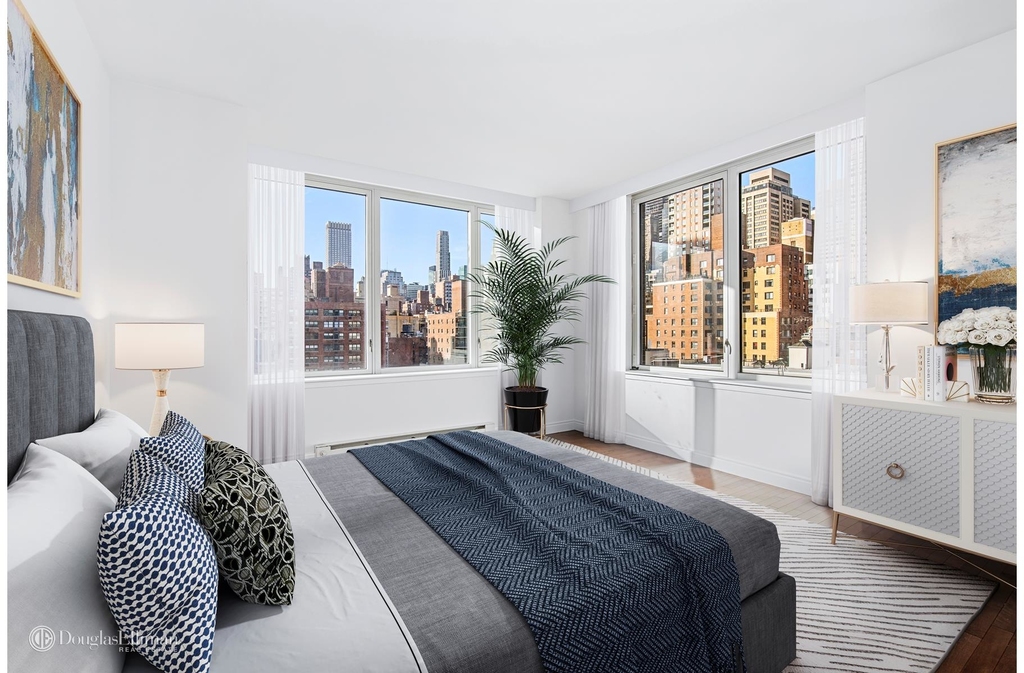 225 East 34th St - Photo 8