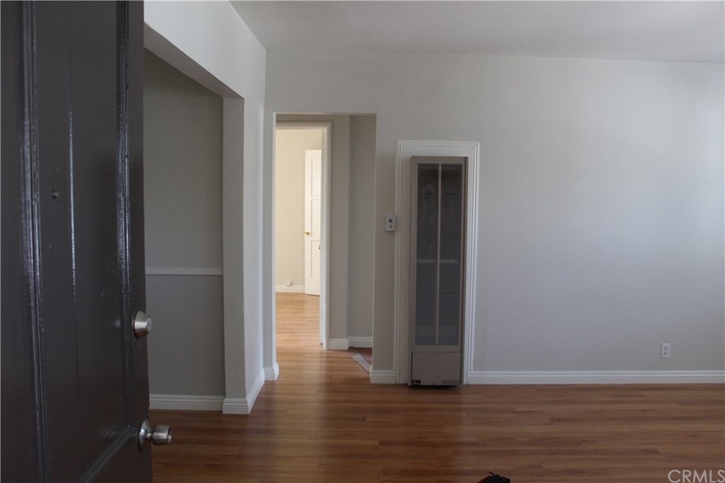 11555 Burbank Boulevard - Photo 2