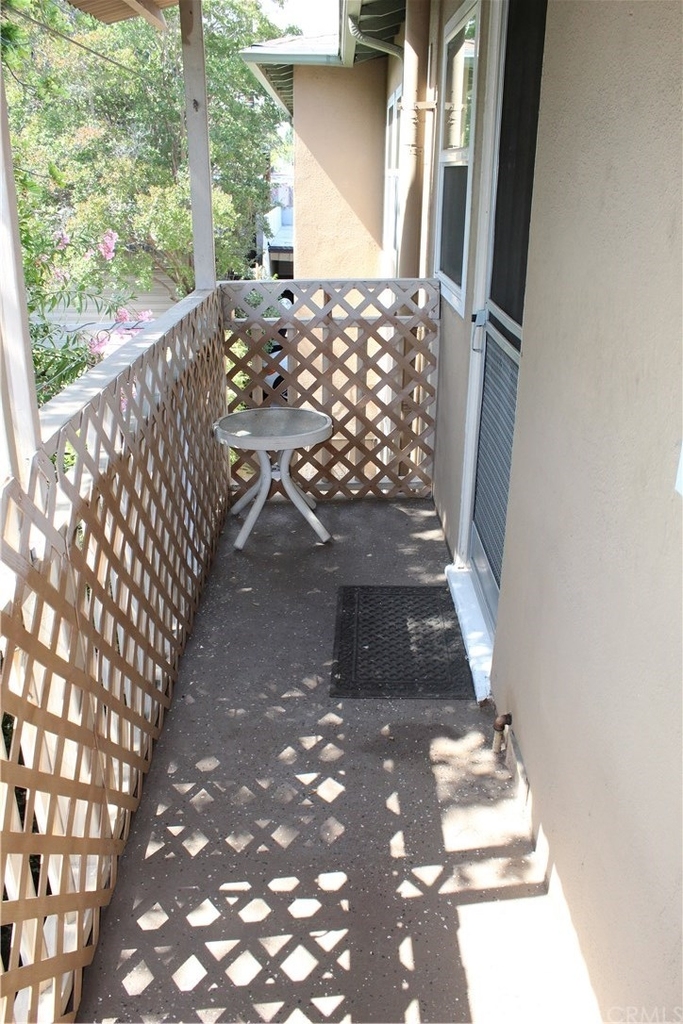 11555 Burbank Boulevard - Photo 26