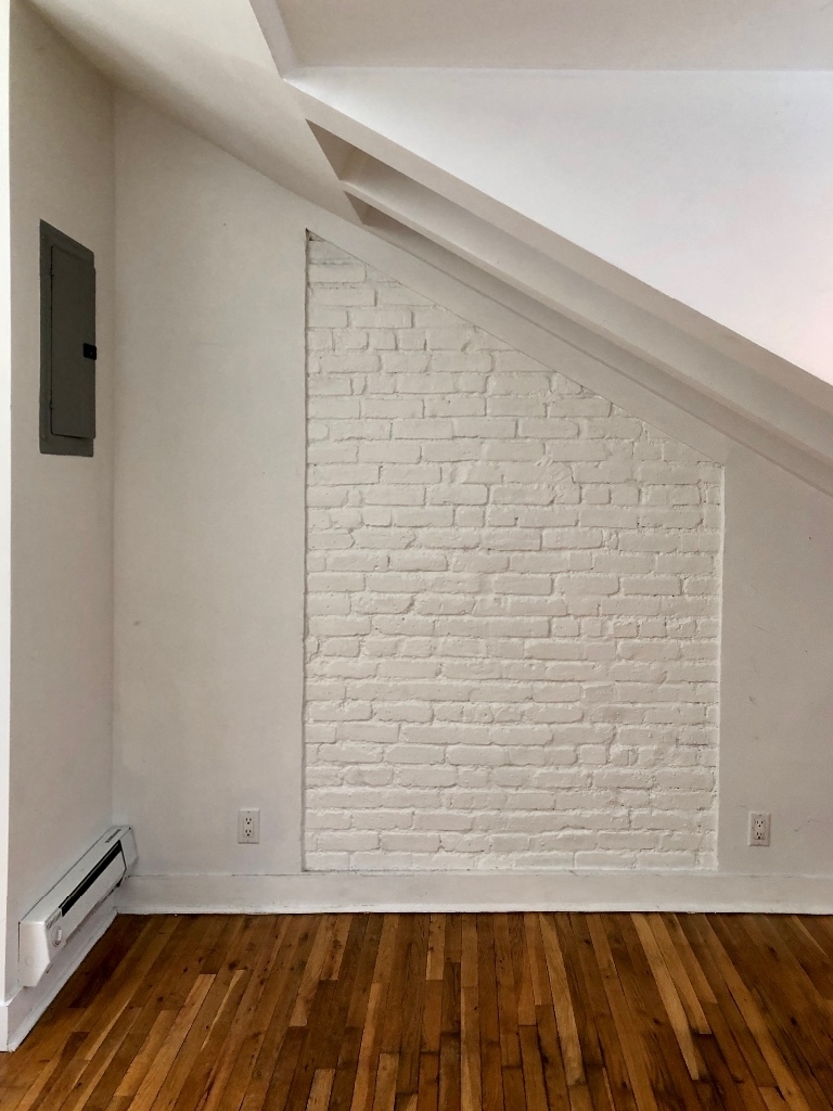 410 West 22nd Street - Photo 2