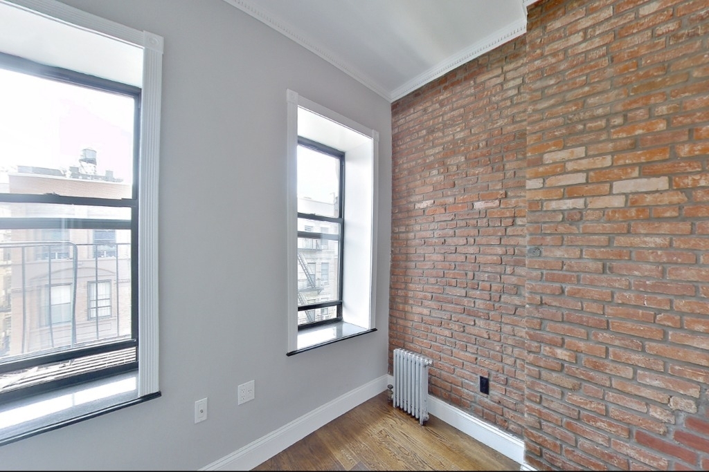 3 West 103rd Street - Photo 1