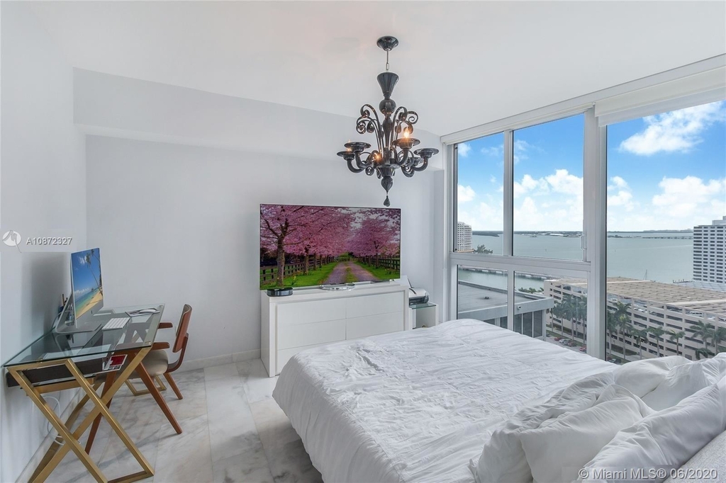 485 Brickell Ave - Photo 5