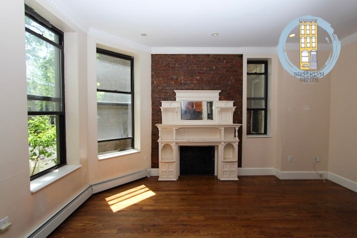 252 Hancock Street - Photo 1