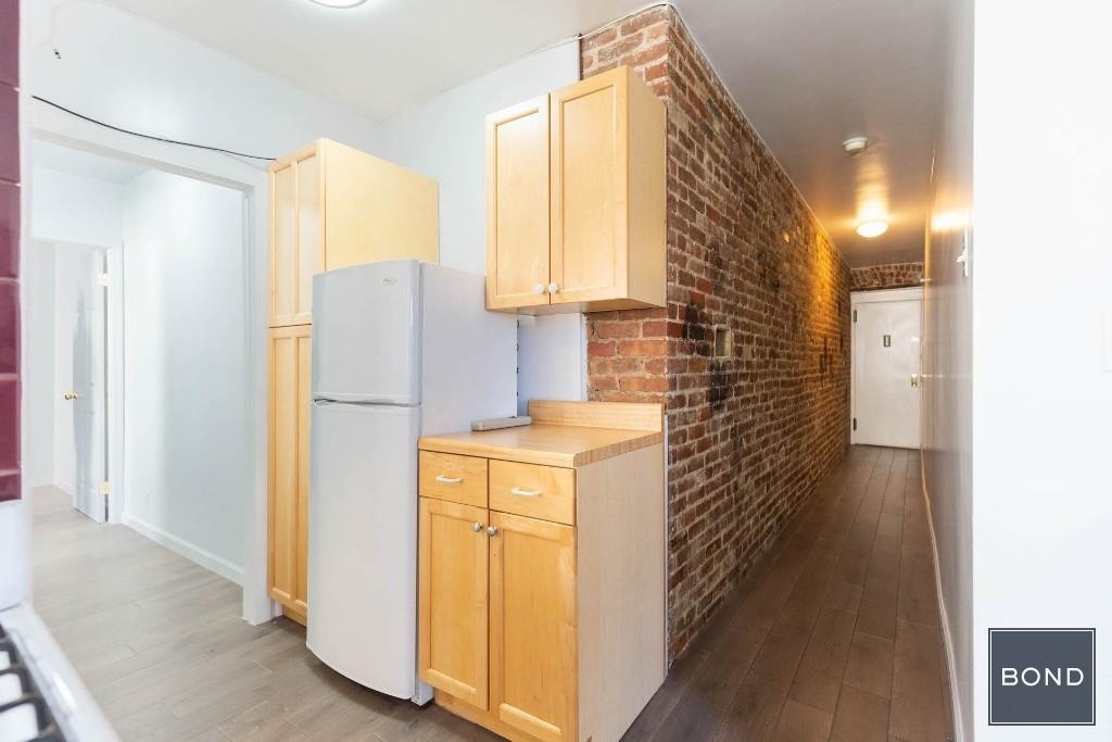 116 Mott Street - Photo 7