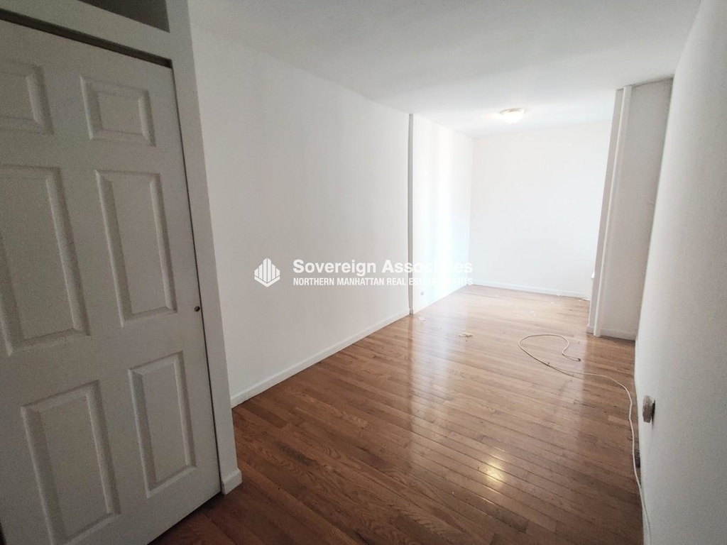 690 Fort Washington Avenue - Photo 2