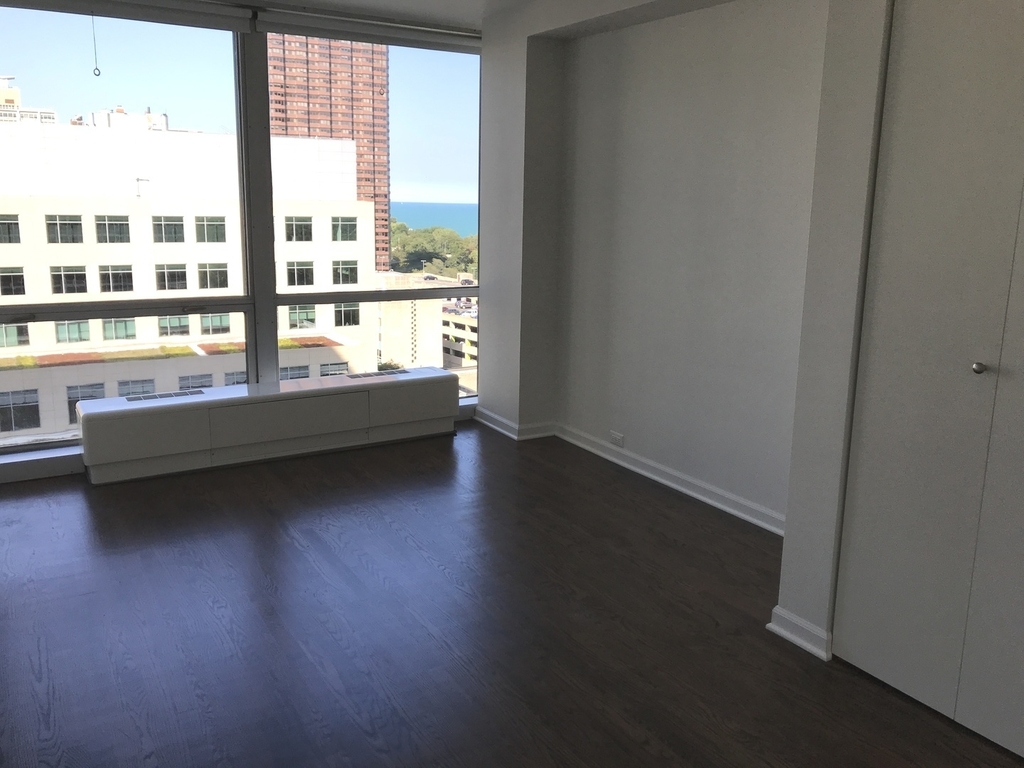 330 West Diversey Parkway - Photo 8