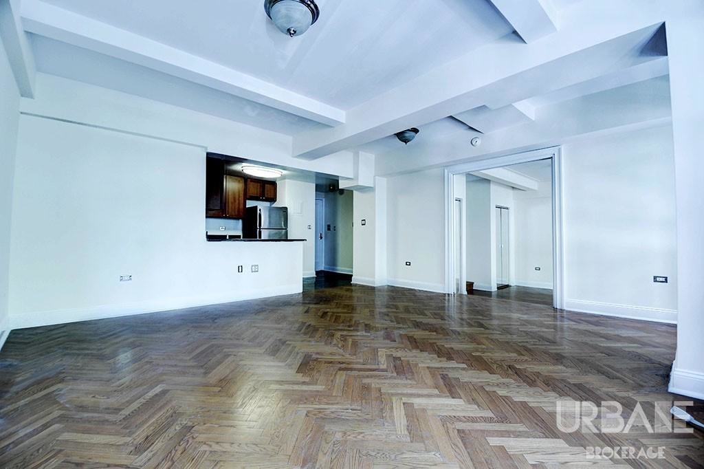 10 West 74th Street - Photo 8