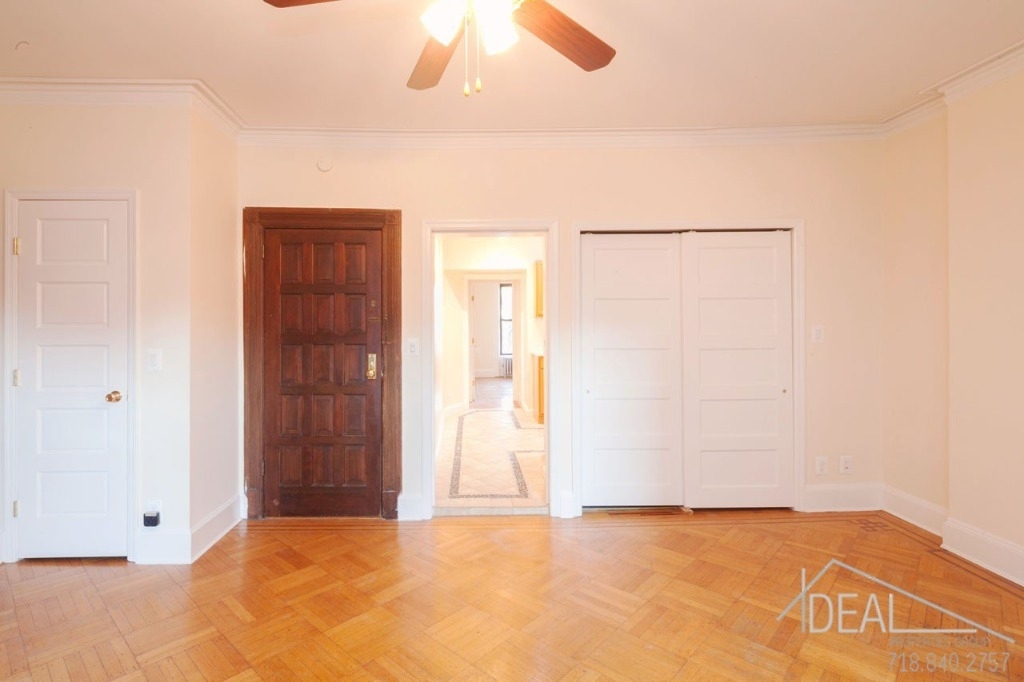 487 4th Street - Photo 1