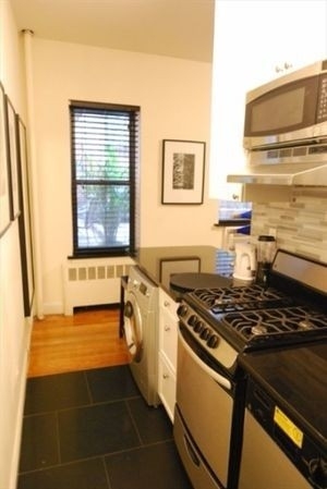 237 Sullivan Street - Photo 2