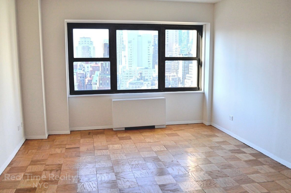 East 38th Street - Photo 1