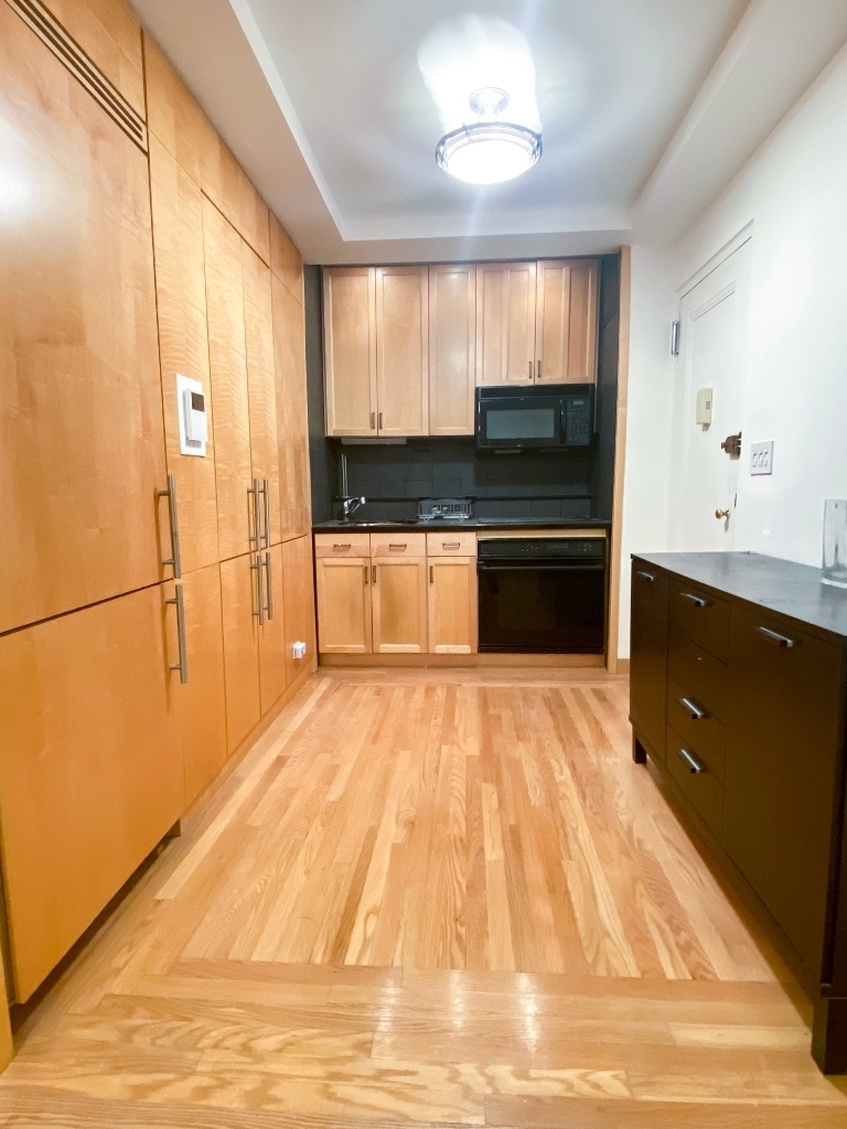 225 East 47th Street - Photo 1