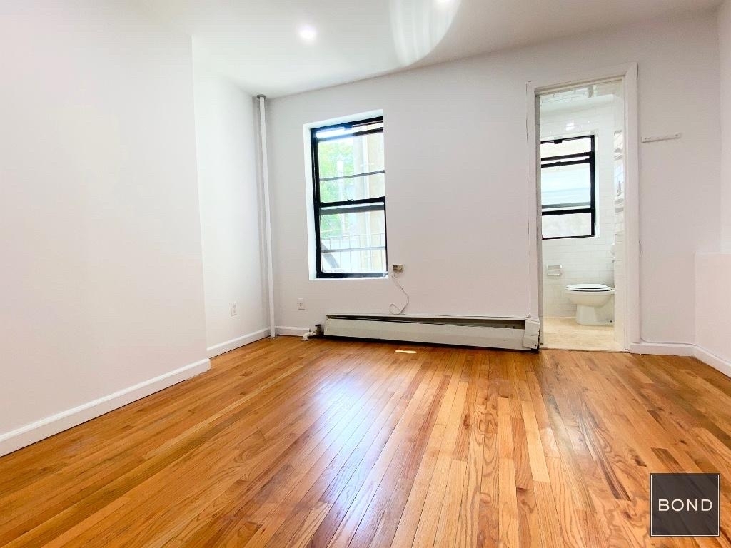 442 East 9th Street Apt - Photo 8