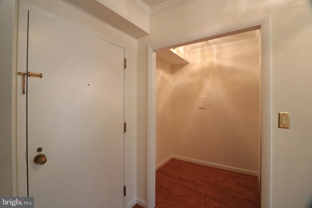 1805 Crystal Drive - Photo 13