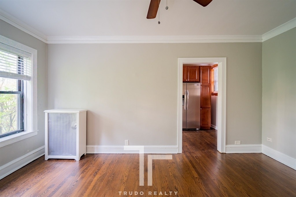 5073 North Wolcott Ave. - Photo 3